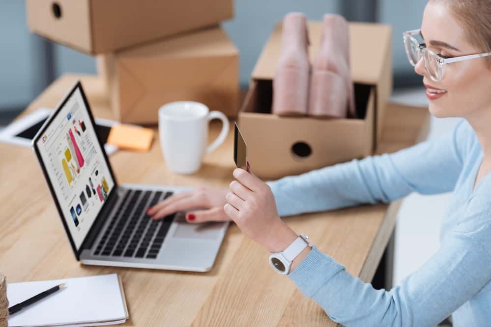 online business ideas woman selling shoes online