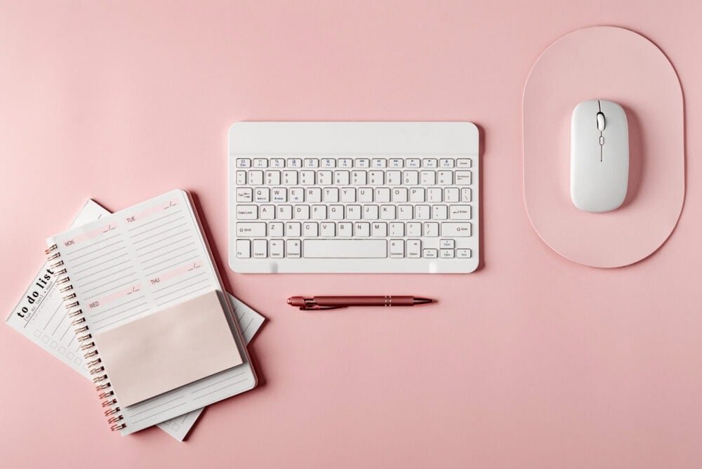 Experiences that require the easiest work experience when working from home  