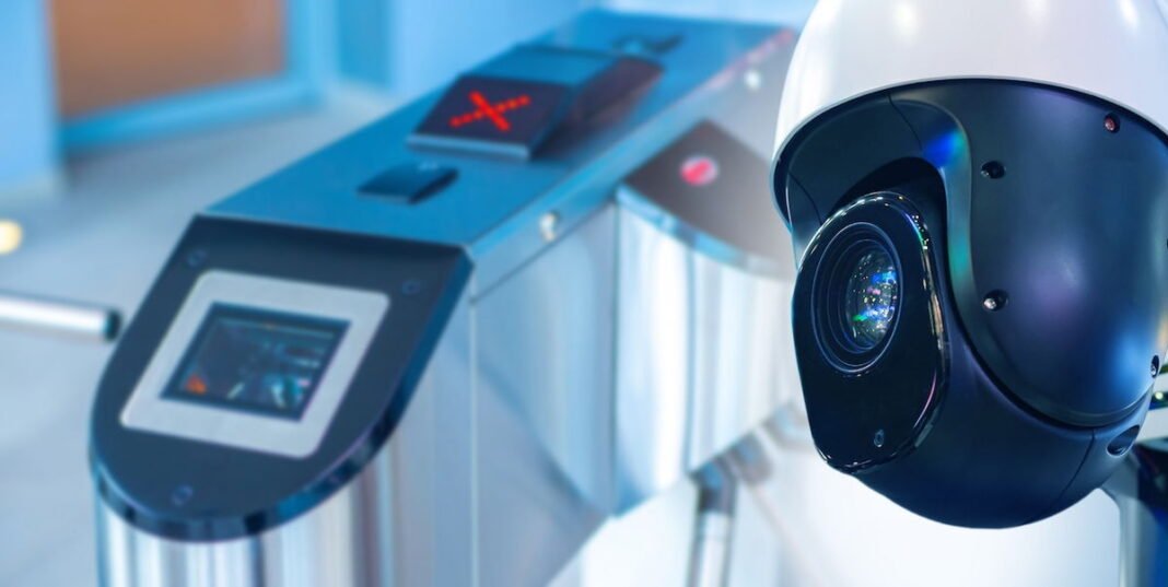 Official EU entry/exit system start-up date - fingerprints, scanner increase, more checks: potential Schengenstorm European orthotics  