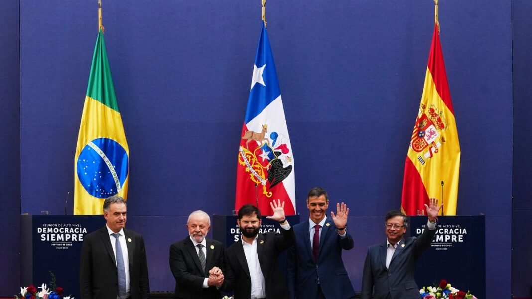 Sanchez calls on Latin American leaders to go 