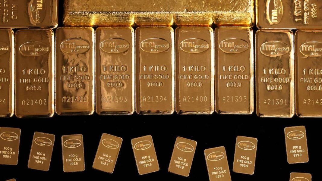 If you invested $1,000 in gold 10 years ago, here's how much you have  