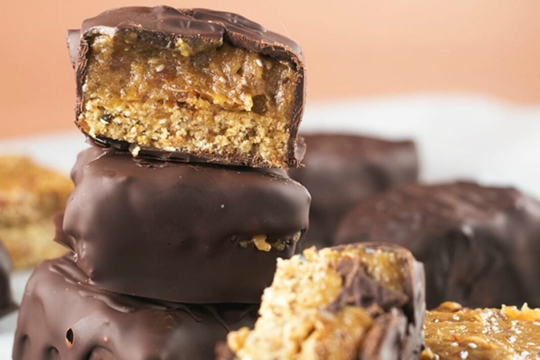 Raw Vegan Twix Bars With Banana Date Caramel [Gluten-Free]