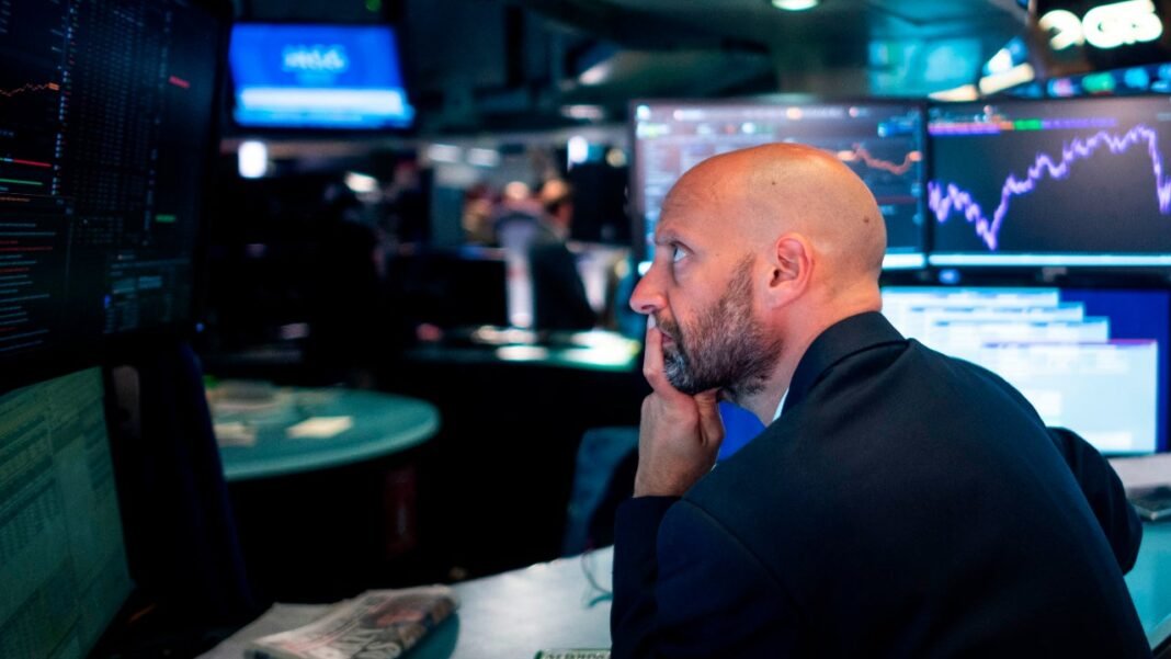 Purchases at margins: Risk and rewards for margin trading  