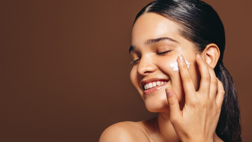 Top 10 Facial Moisturizers for Normal Skin: The Ultimate Hydration Pick  