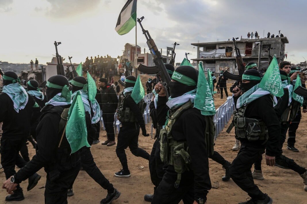 Hamas agrees to a peace agreement, but Israel continues to attack Gaza  