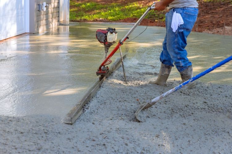 Why Hiring Concrete Resurfacing Specialists Extends the Life of Your Driveway