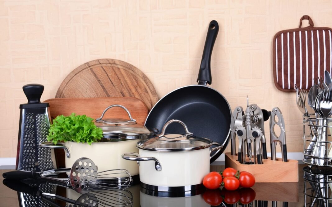 5 Essential Kitchen Tools to Find at the Thrift Store – One Green Planet