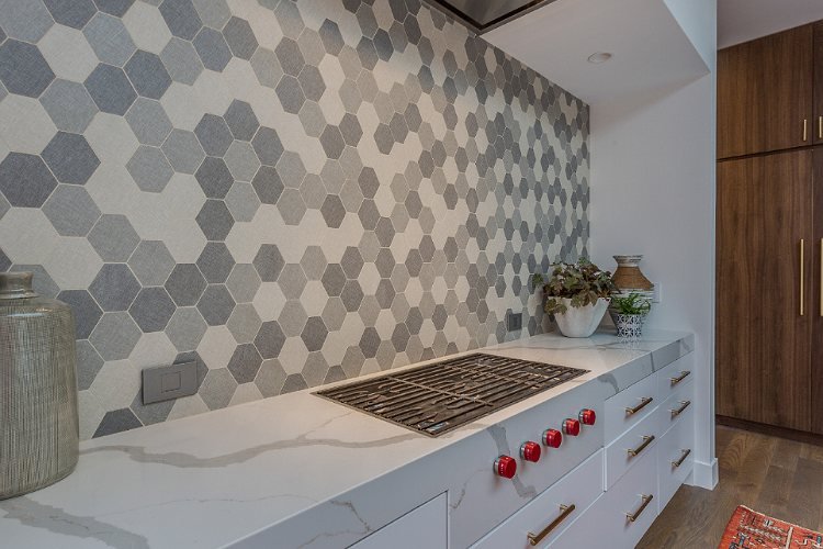 Easy Maintenance Tips for Kitchen Backsplash Tiles