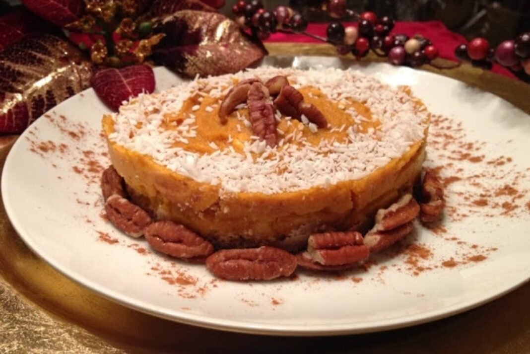 How to Make a Delicious Gluten-Free, No Bake, Low Sugar Mini Vegan Pumpkin Pie – One Green Planet