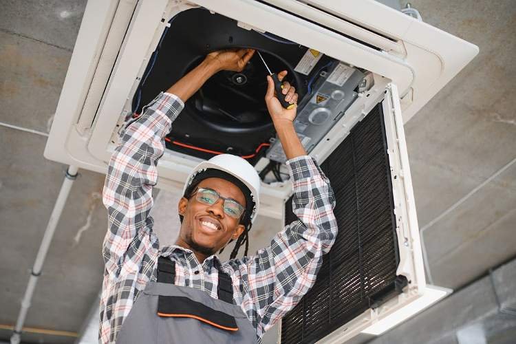 Signs-You-Need-Emergency-HVAC-Services-Immediately.jpg Signs You Need Emergency HVAC Services Immediately
