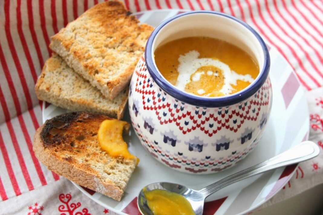 Sweet Potato, Carrot, and Leek Soup [Vegan] – One Green Planet