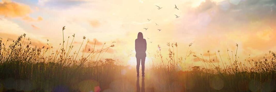 Move On From the Past… Releasing Past Pain & Negative Energy