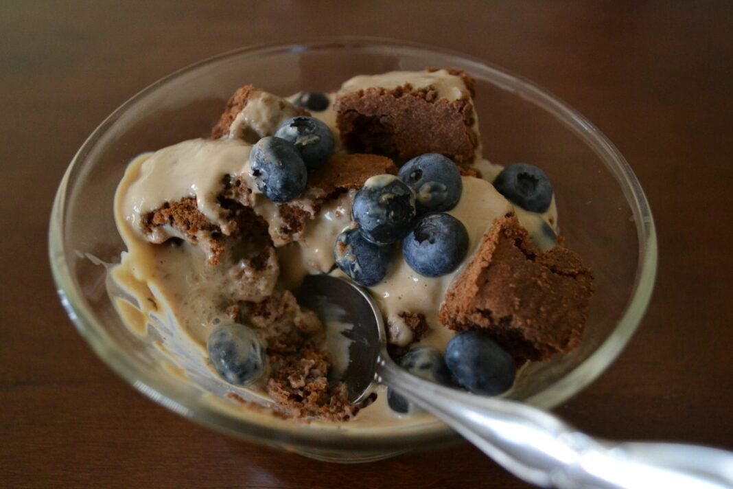 Maple Creme and Mocha Spice Cake Trifle [Vegan] – One Green Planet