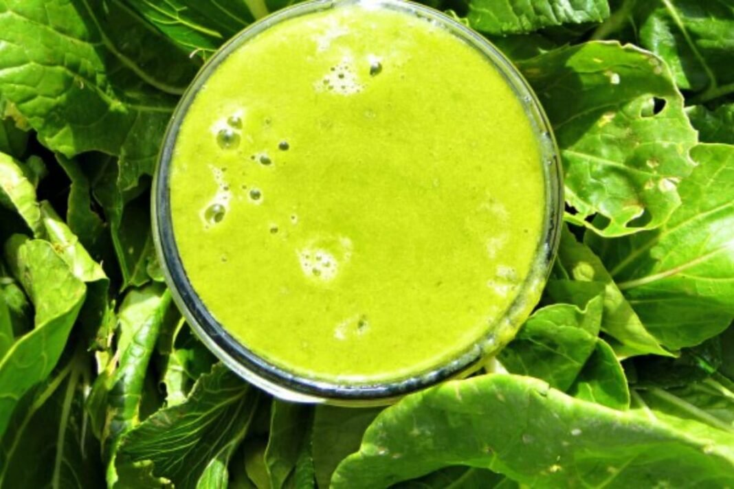 Winter Glow Smoothie [Vegan, Raw] – One Green Planet