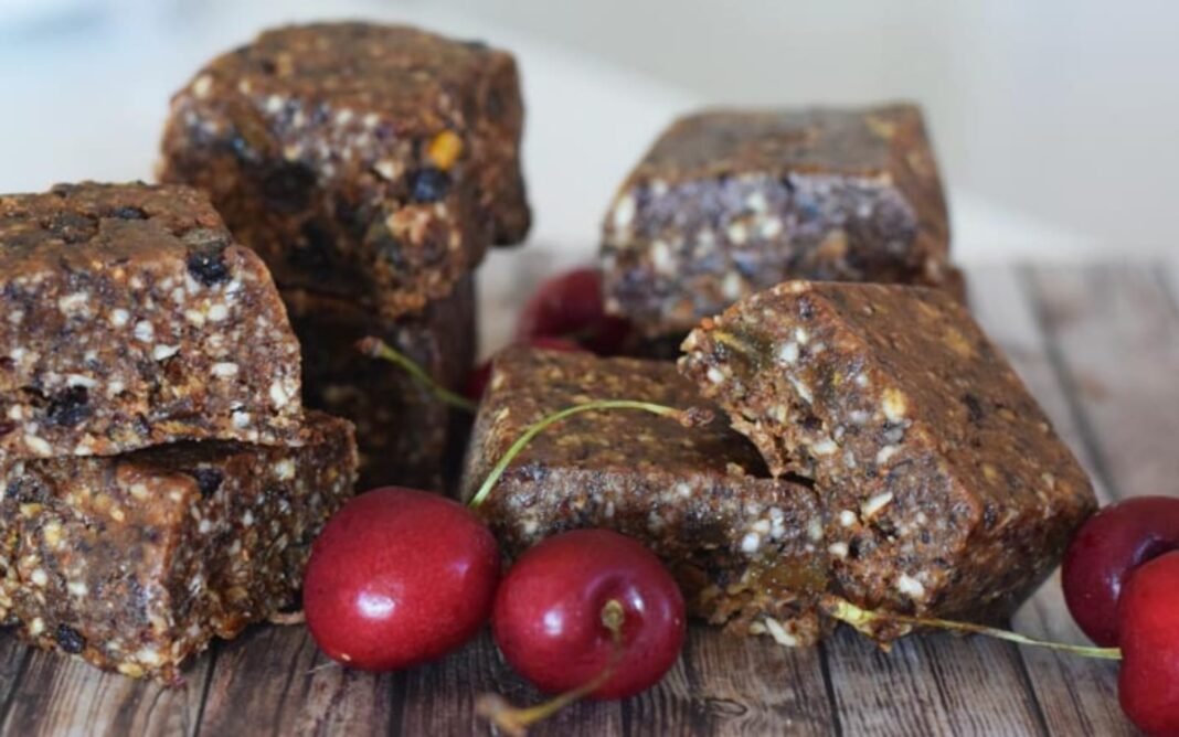 Christmas Fruit Cake [Raw, Vegan, Gluten-Free] – One Green Planet