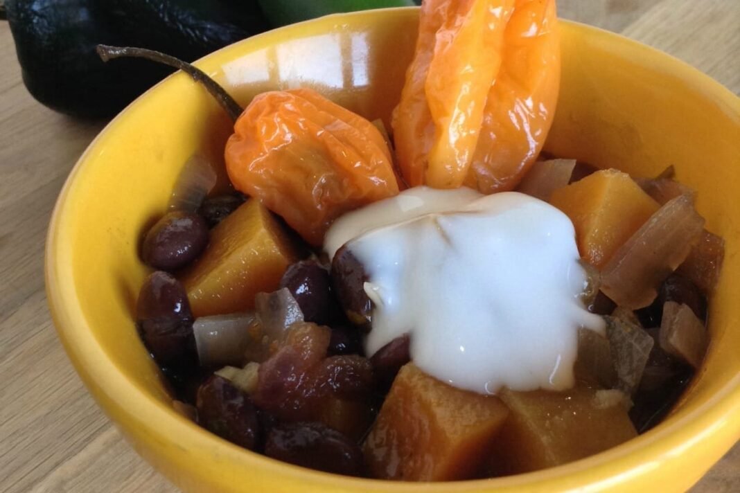 Caribbean Black Bean Chili [Vegan, Gluten-Free] – One Green Planet