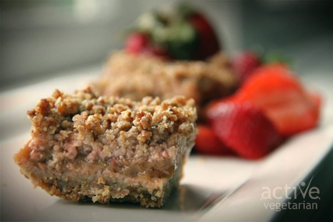 Healthy Strawberry Rhubarb Bar [Vegan, Gluten-Free] – One Green Planet