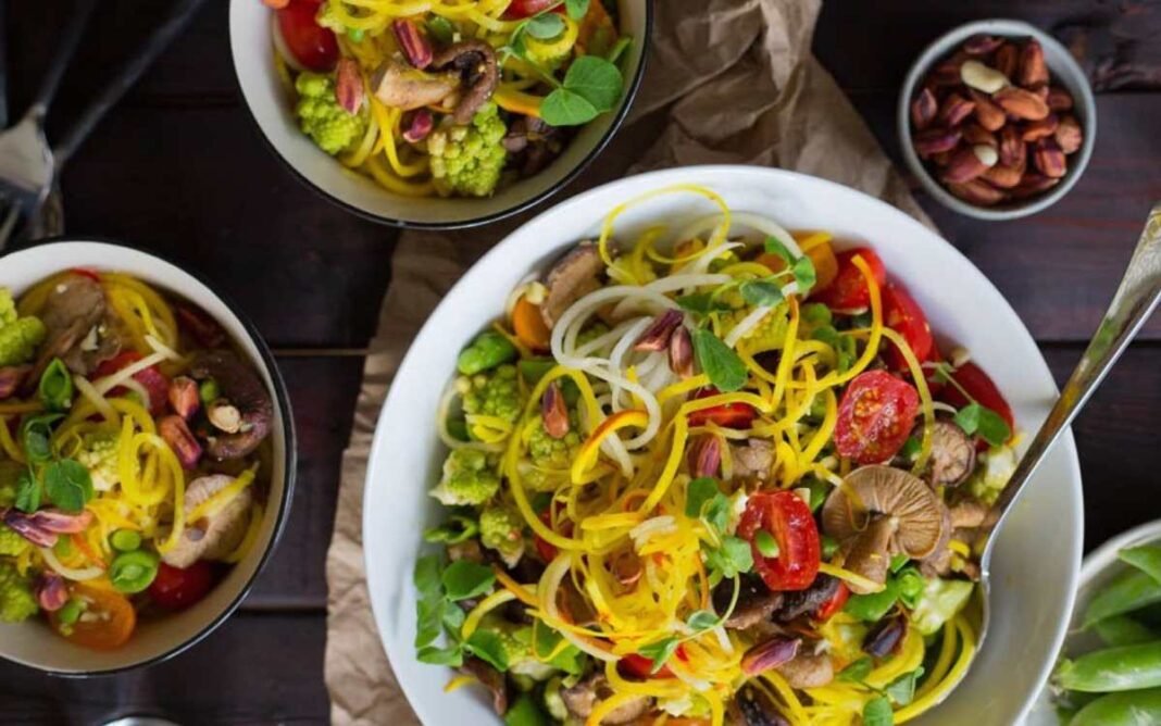 10 Fresh Veggie Noodle Dishes to Celebrate Spring – One Green Planet