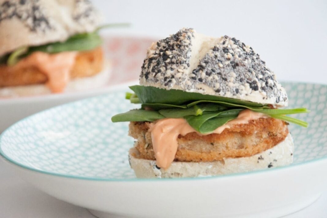 Kohlrabi Schnitzel Burger [Vegan] – One Green Planet