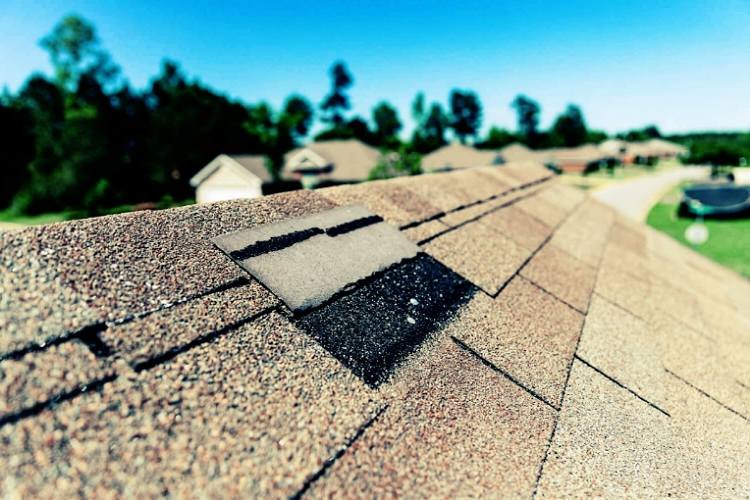Common Roofing Problems in Bedford NY and How to Spot Them Early
