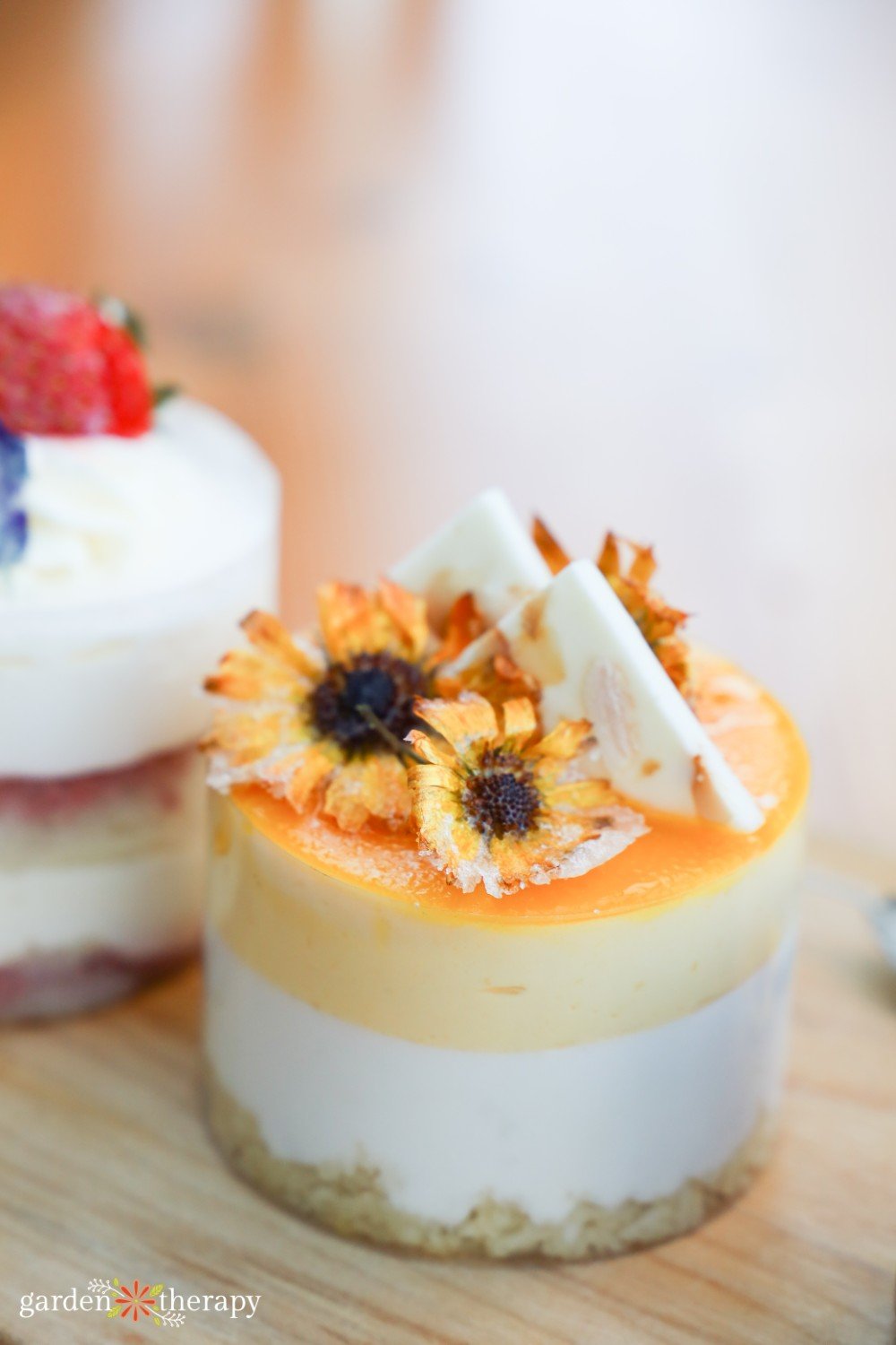 sugared flowers calendula on mini cake